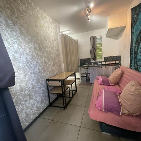 Mobilhome Pour 2 Personnes Le Tampon Exterior photo